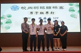 2017 年：由于极端的防守布阵，大联盟强力左打者的打击率普遍下降了 15 个百分点